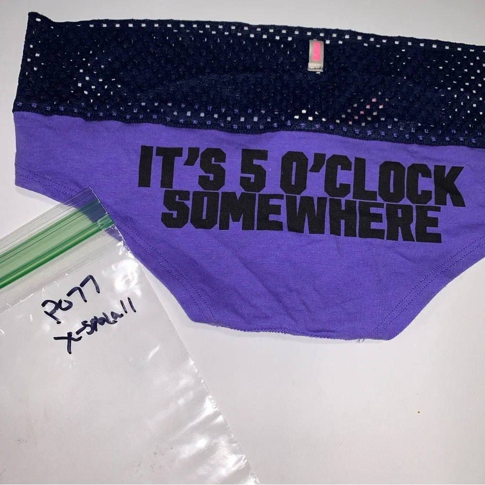 **** LAST PAIR **** Victoria's Secret PINK Purple Navy Panties‎ Under XS P077